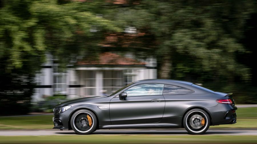  Mercedes-AMG C63 S Coupe (C205) 2018 года  (WW) (фото 31 из 44)